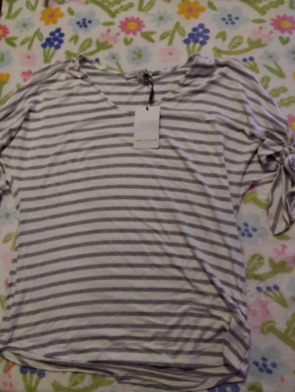 Green Envelope Soft cold shoulder top blouse Women's Size Small New with tags